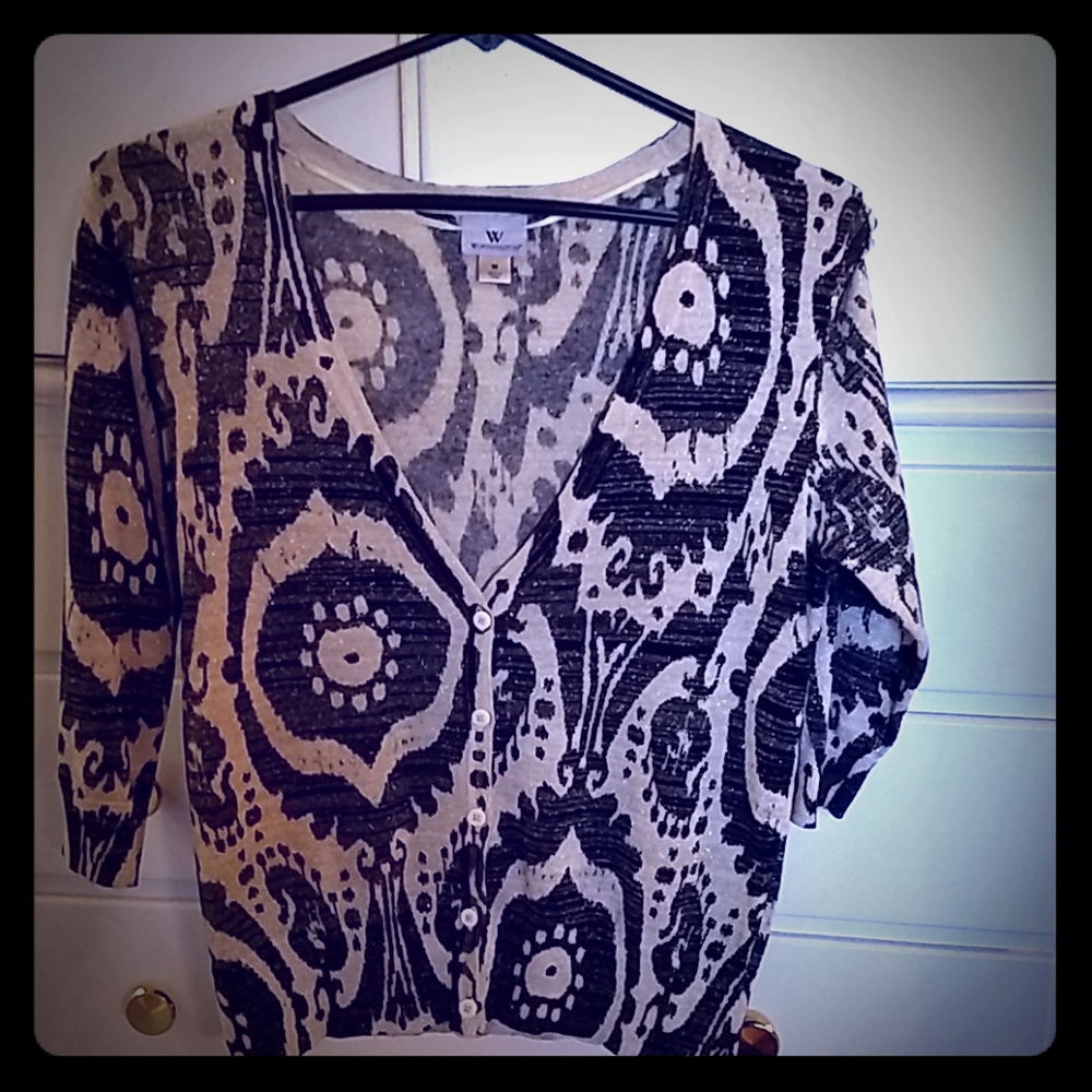 Worthington- Black and tan light sweater w gold sparkle so elegant on!